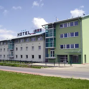 https://hotel-imos.praguehotelsweb.com